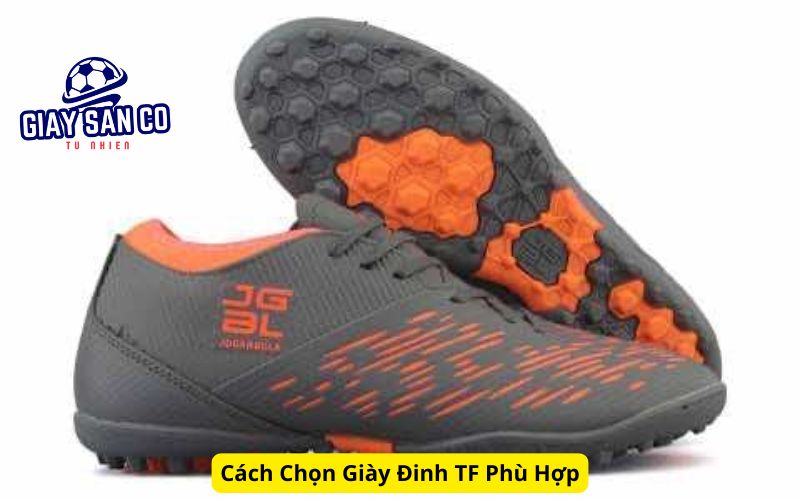 Cách Chọn Giày Đinh TF Phù Hợp