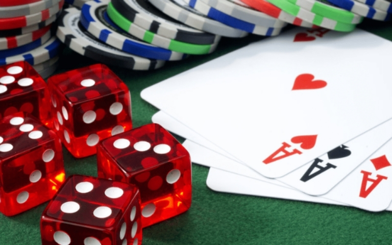 Cổng game bài 1:1 là gì? Tại sao xu hướng này lại bùng nổ trong năm 2025?