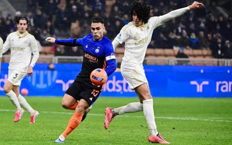 Inter Milan giữ chuỗi bất bại sau trận hòa sân khách